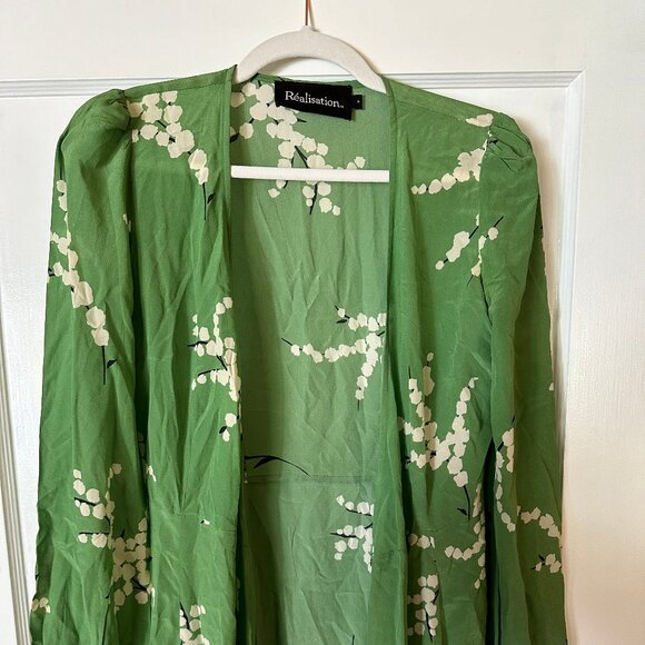100% Silk Green Floral Wrap Dress - Picture 4 of 4